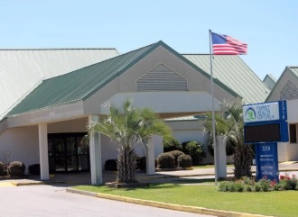 photo of the building entrance to Family Health Centers